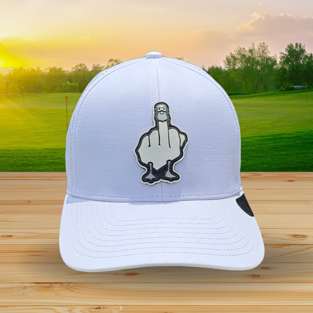 Gorra blanca logo blanco y gris