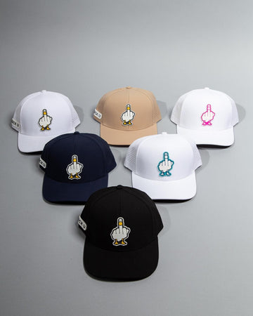 Gorra blanca logo blanco y rosa